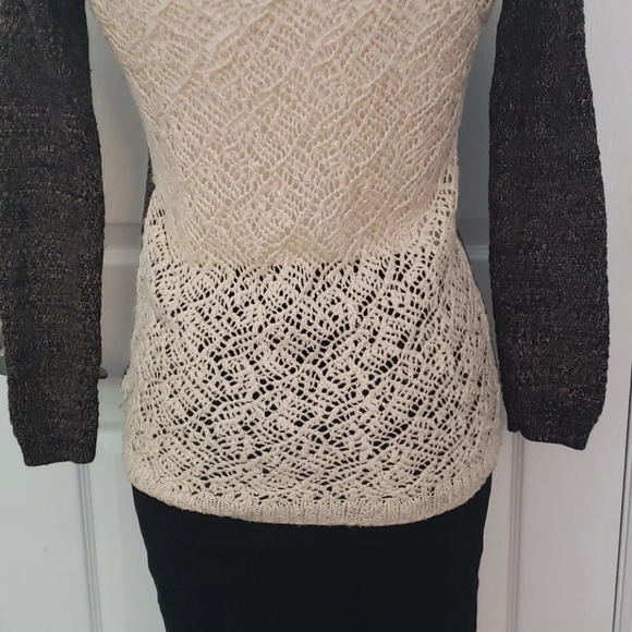 Pink Rose Brown and Cream Sweater - Picture 11 of 13